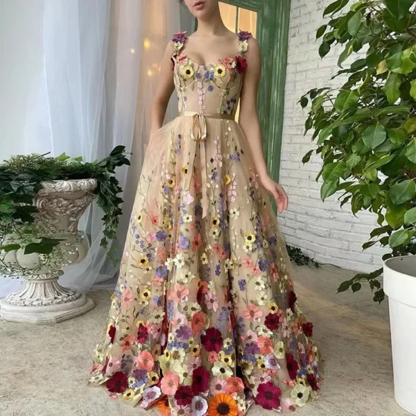 Floral Applique Dress Embroidered Sleeveless Women's Fashion Dress - Image 3